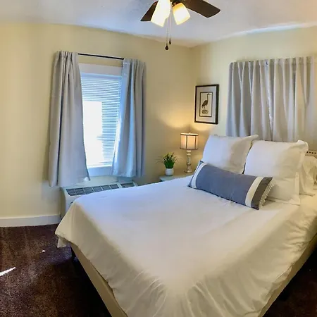 The Flats On Florida St - Super Comfy 2-Bedroom Apartments Mobile Exterior photo