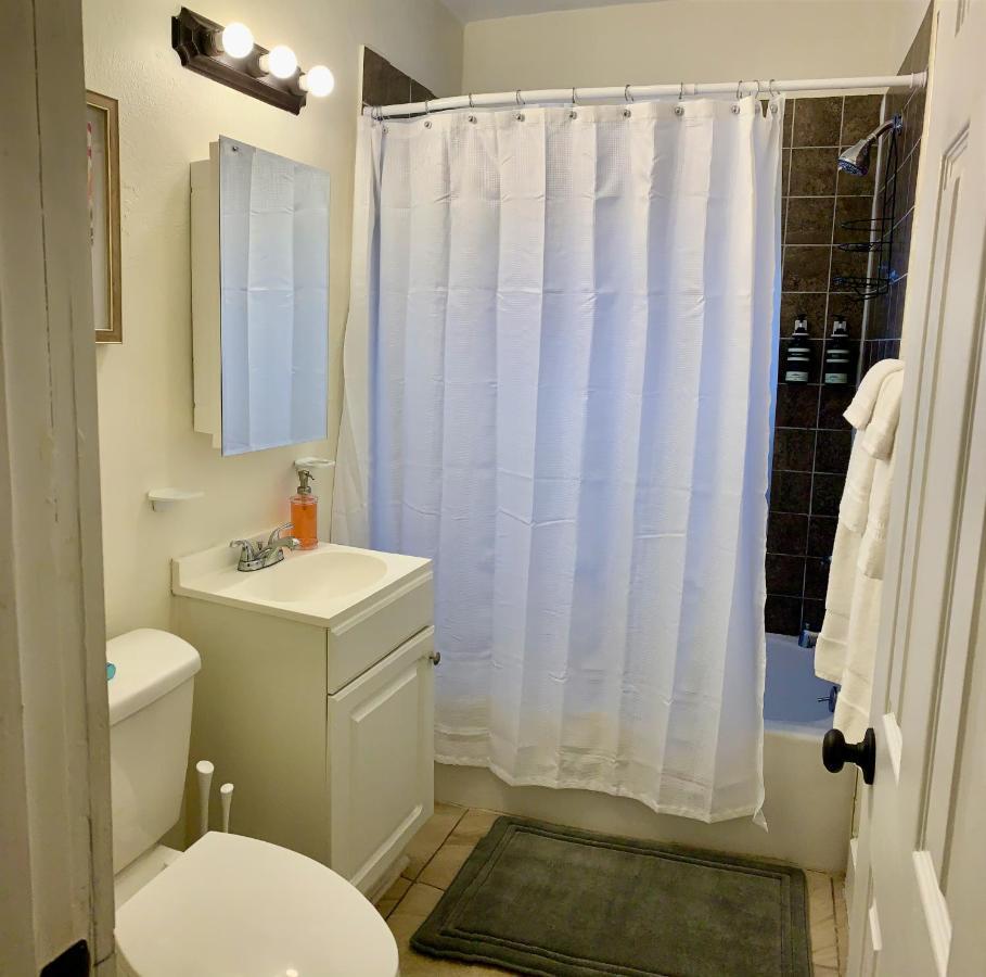 The Flats On Florida St - Super Comfy 2-bedroom * Mobile
